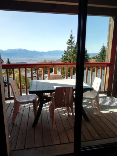 Font-Romeu près des pistes - Appartement 2 pièces très lumineux avec terrasse et vue panoramique 3