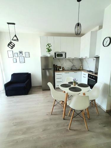Rovena's Apartment - free parking, Tirana (foto 10)