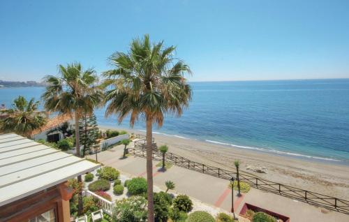 Exclusive penthouse on the beachfront