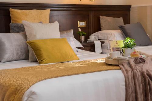 Hotel Des Artistes - image 8