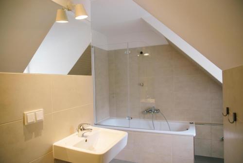 Madflats Hotel-Apartments S-Bahn Friedenau - image 10