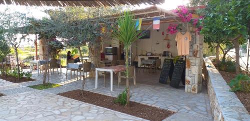 Guest House Solive in Влёра