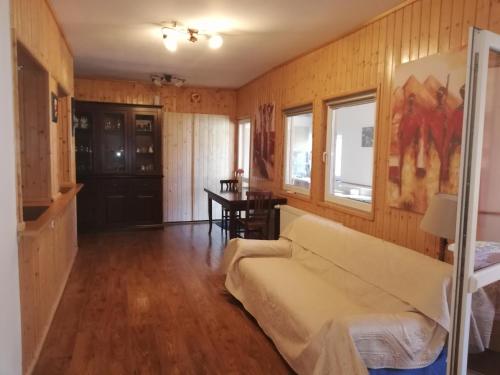 Apartament Luxury - image 8