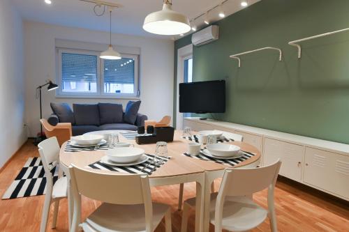 Apartment Modern