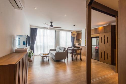 22housing Hotel & Apartment 81 Linh Lang Hanoi