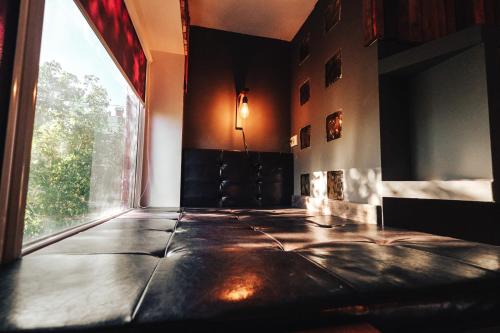 Greenwich City Hotel - image 2