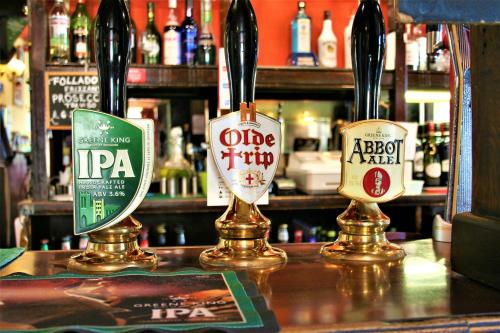 The White Horse - image 8