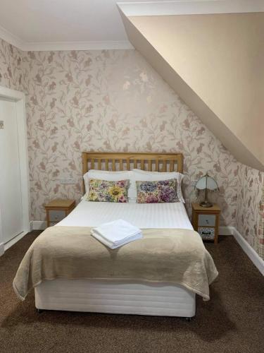 1 double bed