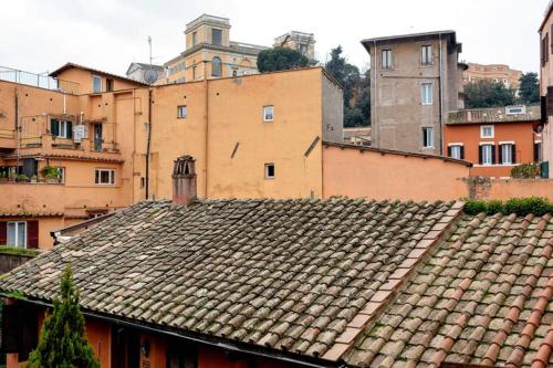 Fascinating flat - up to 4 guests - Trastevere - main image