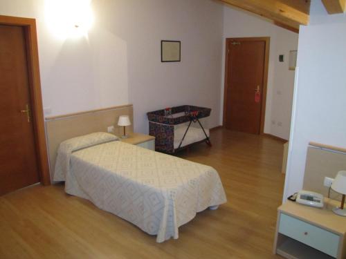 Classic Quadruple Room