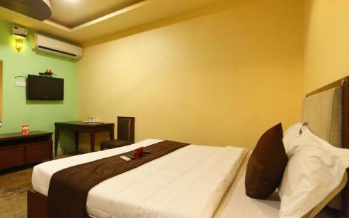 HOTEL THE ORCHID INNS
