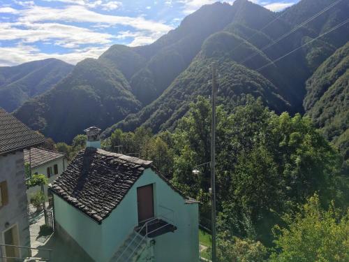  Wild Valley Rusticino, Pension in Crana