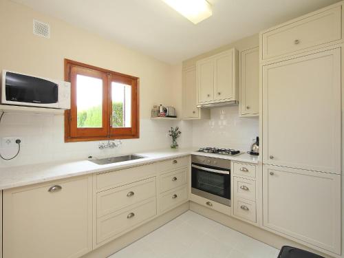  Holiday Home Mas Rovira 8 by Interhome in Bellcaire dʼEmpordà