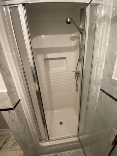 Zimmer Rocta in Greiz 2 - image 6