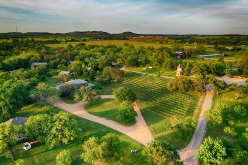 Barons CreekSide Resort in Fredericksburg, USA