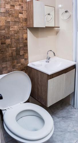 Bathroom, Ambiente familiar e confortavel in Vila A