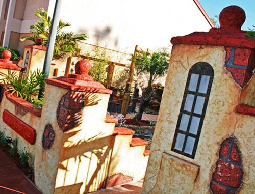 Resort Condos on the Shores of Lake Bryan Orlando - image 4