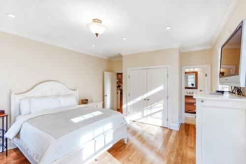 Gorgeous Grafton Getaway - image 8