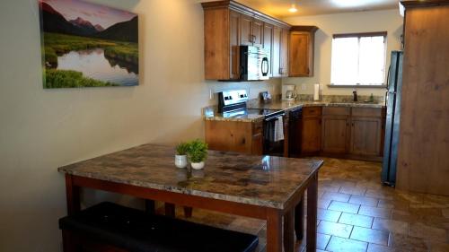 Duchesne Suites - image 3