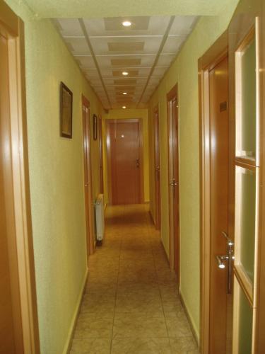 Hostal Conde David - image 4