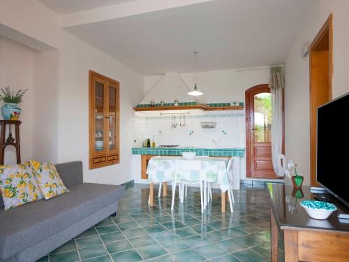 Welcoming Holiday Home in Termini Imerese with Terrace gîte à louer Aliminusa
