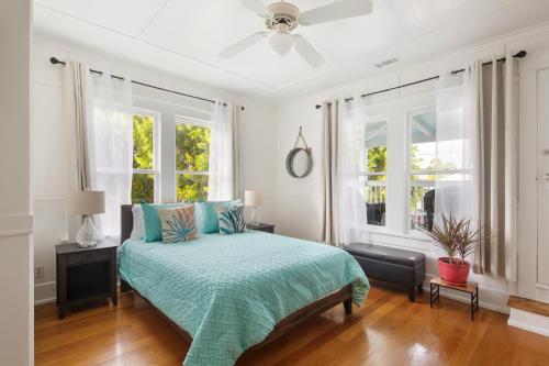 Point Break Suites - image 5