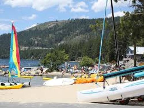 Tahoe Donner Classic by Tahoe Truckee Vacation Properties - image 6