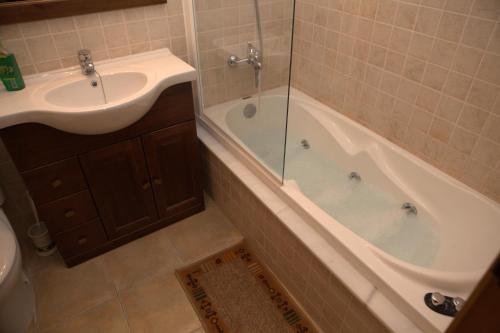 浴室, 阿爾明達鄉村民宿 (Casa Arminda) in 貝維費爾