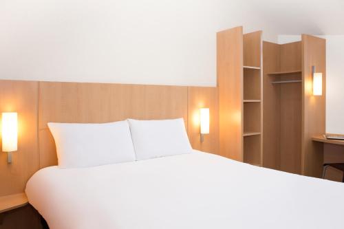 ibis Annecy Centre Vieille Ville - image 13