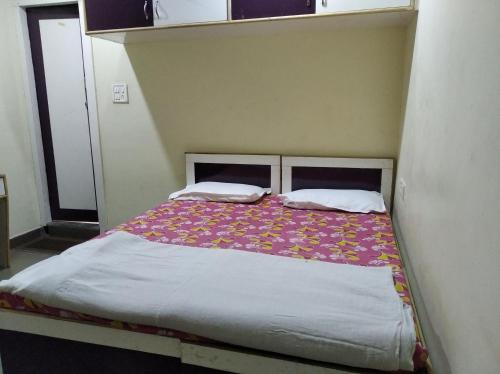 Chaitanya Kalyan Guest House