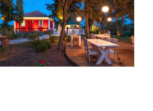 Periyali Villas with Private Pools - image 3