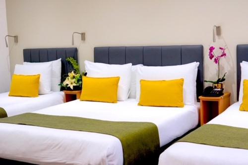 Queens Park Hotel - image 12