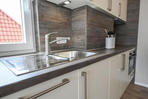 Kitchen, Haus am Deich Wohnung 14 in Dahme