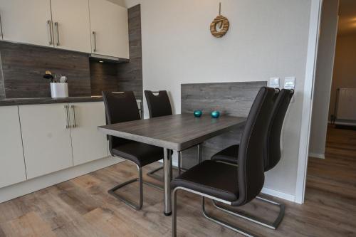 Kitchen, Haus am Deich Wohnung 14 in Dahme