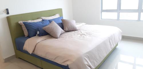 Eileen Austin Suite New with Cosy 2-rooms Homestay (990 square feet)