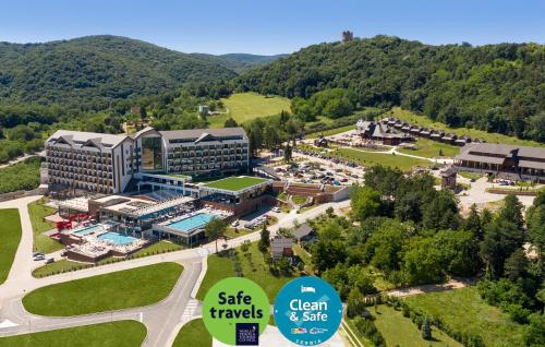 Movenpick Resort and Spa Fruske Terme - Hotel - Vrdnik