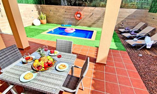 Ferienhaus CASA TaraMar - Tarajalejo - max 8 Personen - Pool - Meerblick - Strandnah gîte à louer Chilegua