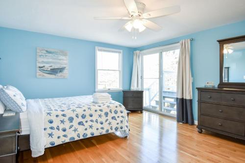 #908 - Grand Cove - image 5