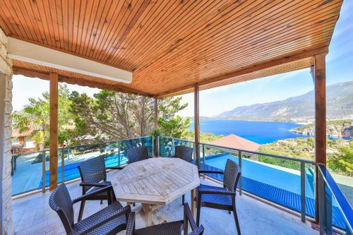  Villa Dundar - Kas Apartments in Kaş
