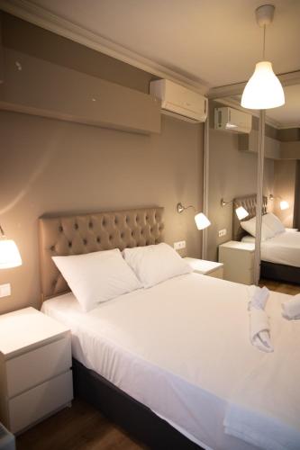 The Hera 30 Suit - image 2