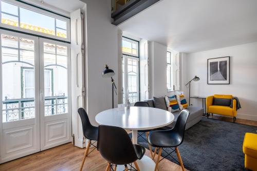 Cocina, Villa Graça -Hostels and Apartments (Villa Graca -Hostels and Apartments) in Santarem