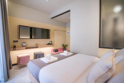 Metis Urbane Living Spaces - image 11