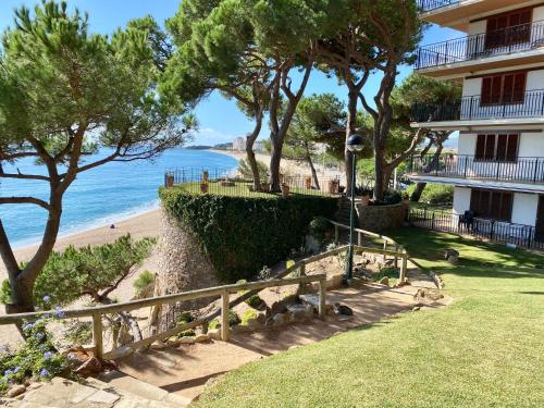  Cavall Bernat Apartments in Platja  dAro
