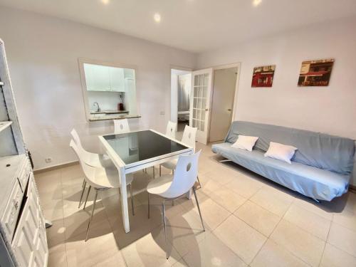  Cavall Bernat Apartments in Platja  dAro