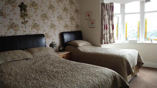 Hollingworth Lake Guest House Room Only Accommodation