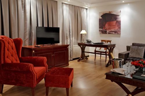 Piraeus Theoxenia Hotel