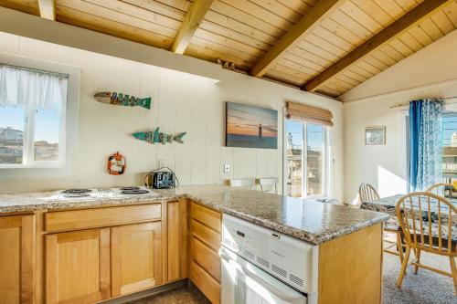 Beach Retreat - image 8