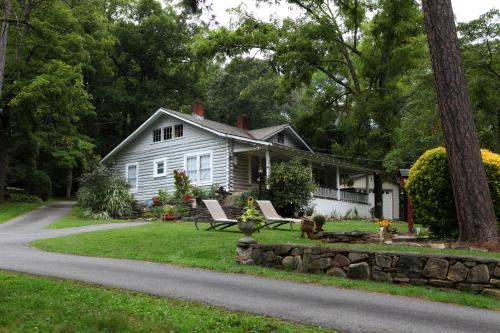 The Pines Cottages - 숙소 외관
