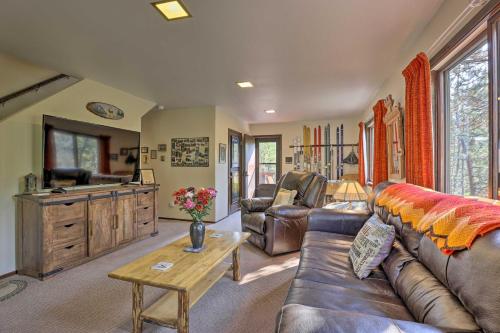 Updated Frisco Cabin with Rustic Charm Walk to Town in Frisco, USA