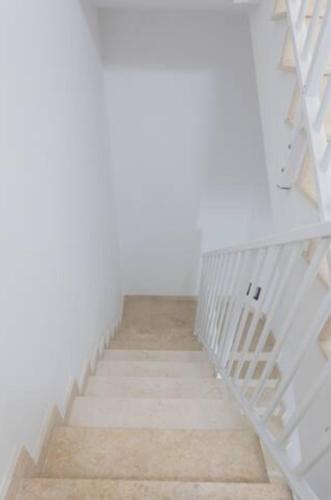 Atlantic Court Flat 9